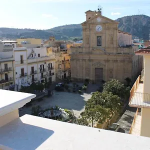 Solemar Sicilia - Piazza Duomo Bagheria